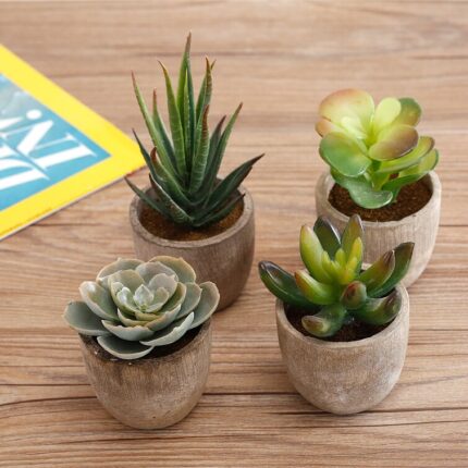 3.5” Faux Succulent in Pot - Chic Decora