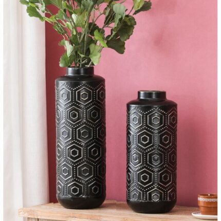 Elleigh Ceramic Table Vase - Chic Decora