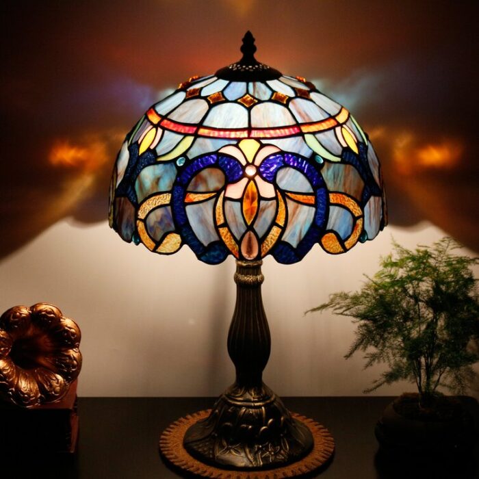 Benld Metal Lamp - Chic Decora