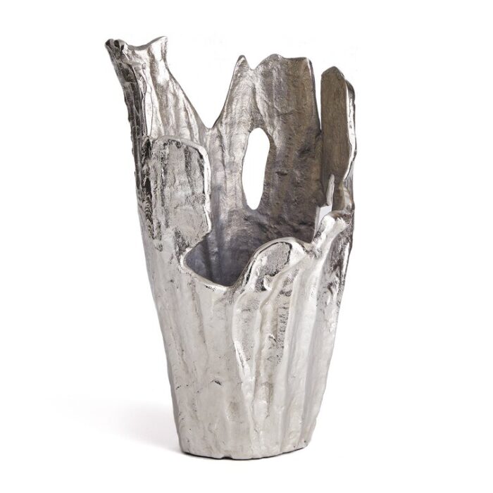 Candelora Aluminum Table Vase - Chic Decora