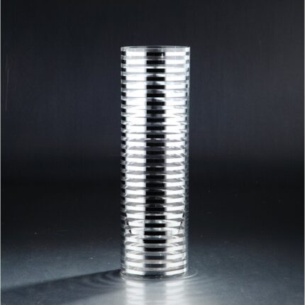 Kamren Metal Table Vase - Chic Decora