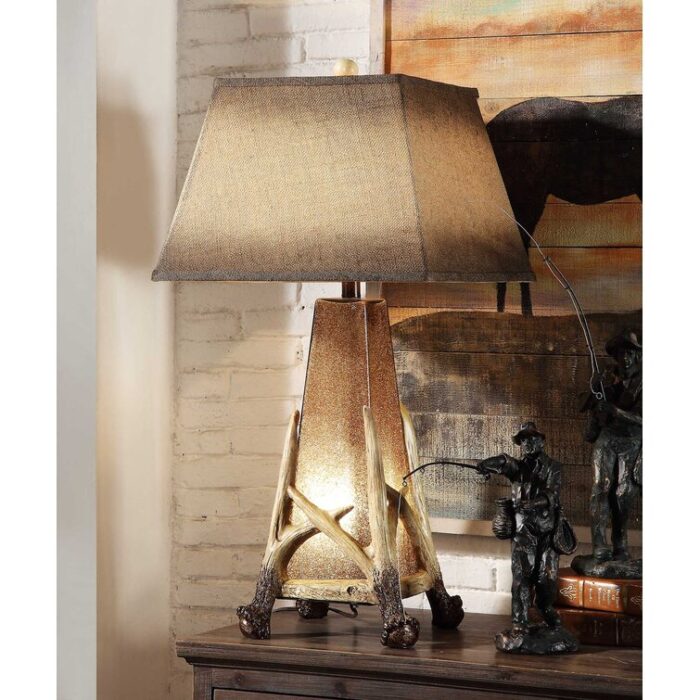 Hoye-Crest Table Lamp - Chic Decora