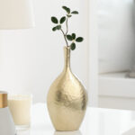 Kuba Handmade Ceramic Table Vase - Chic Decora