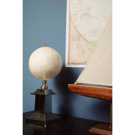 Metal Globe Accessory - Chic Decora