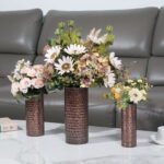 Metal Table Vase - Chic Decora