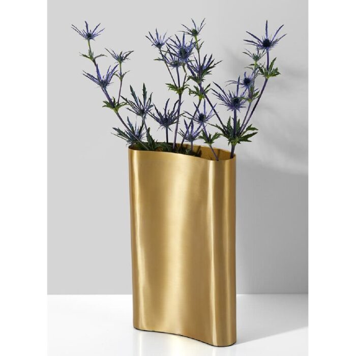 Metal Table Vase - Chic Decora