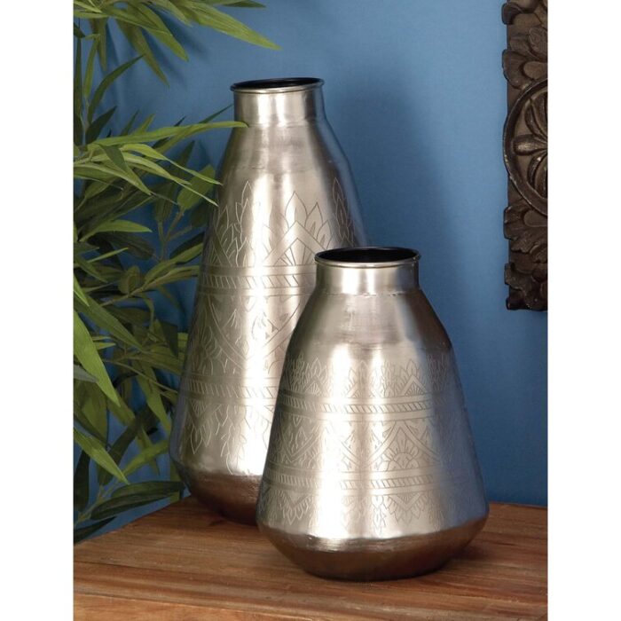 Silloth Metal Table Vase - Chic Decora