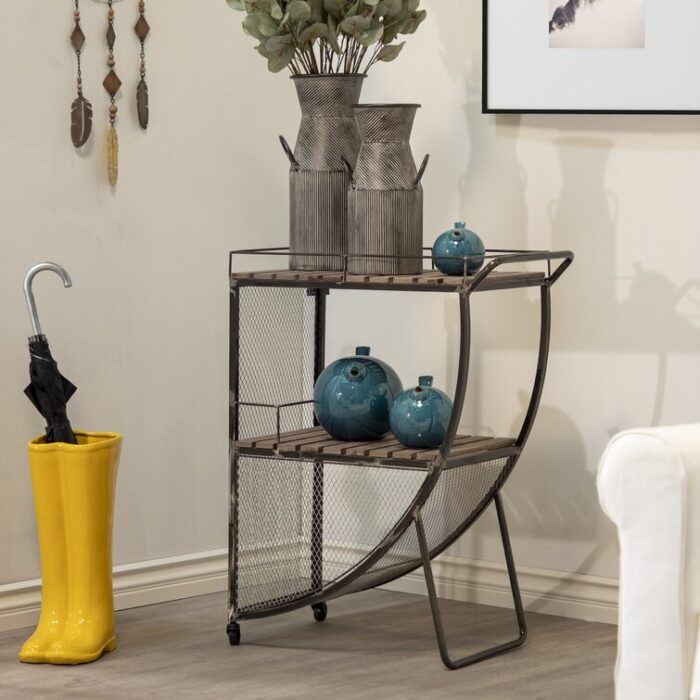 Tascherau Metal Table Vase - Chic Decora