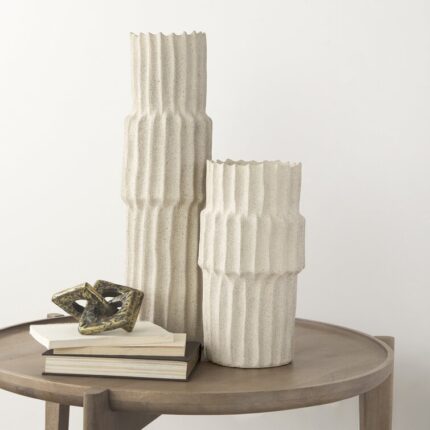 Zahari Ceramic Table Vase - Chic Decora