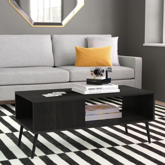 Bertta Coffee Table - Chic Decora