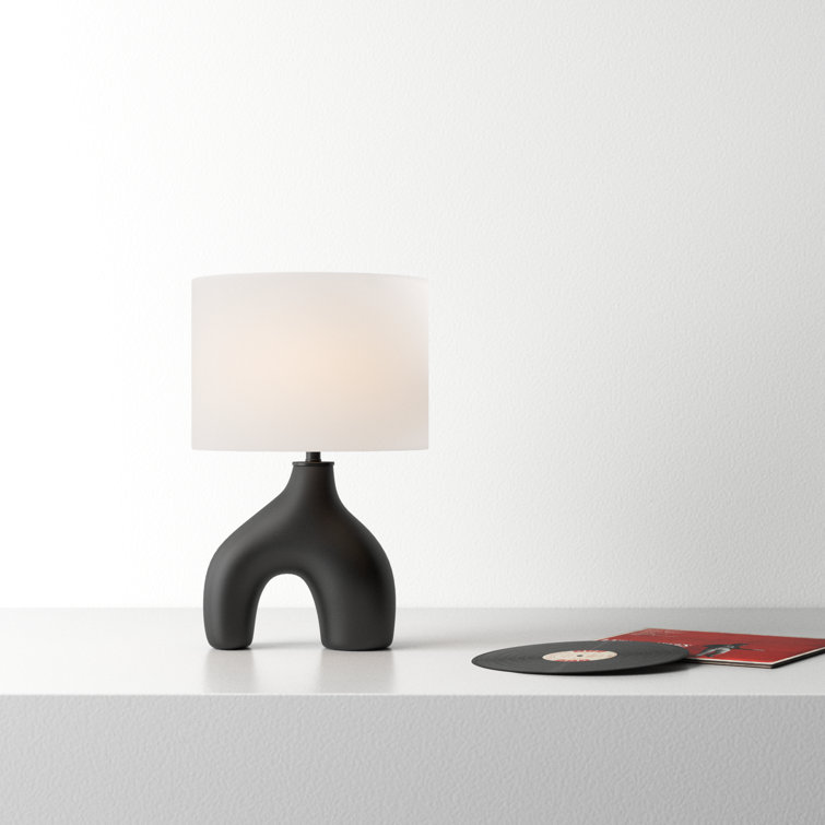 Arlis Ceramic Table Lamp - Chic Decora