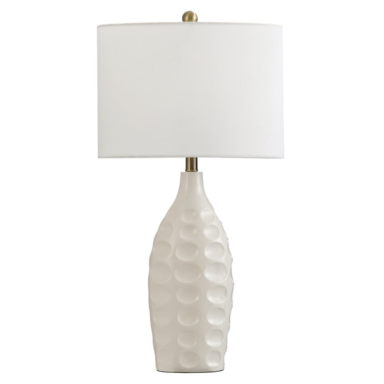 Avnee Resin Table Lamp - Chic Decora