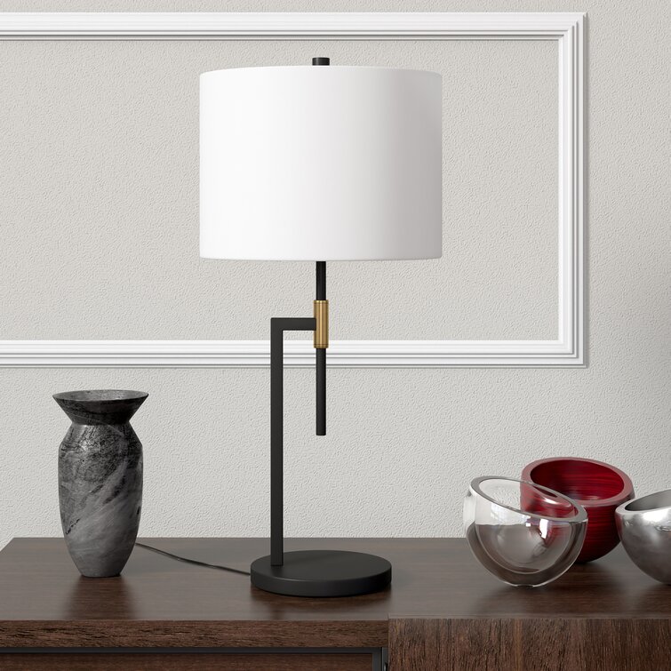 Bessellieu Metal Table Lamp - Chic Decora