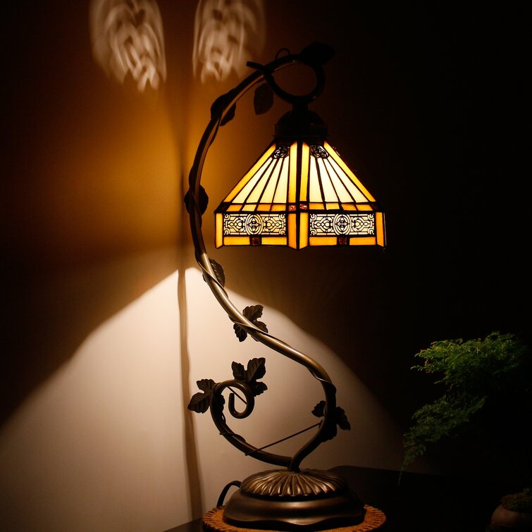 Bircham Metal Lamp - Chic Decora