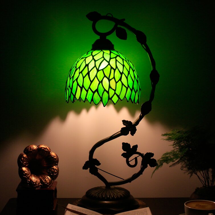 Biscoe Metal Lamp - Chic Decora