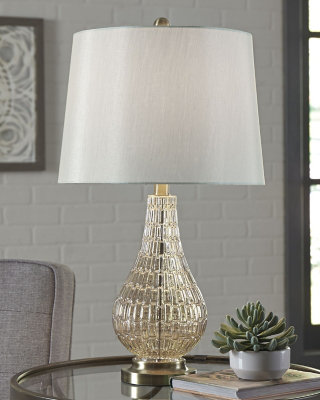 Brecken Table Lamp - Chic Decora