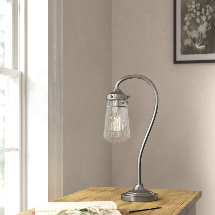 Bunbury Metal Arched Lamp - Chic Decora