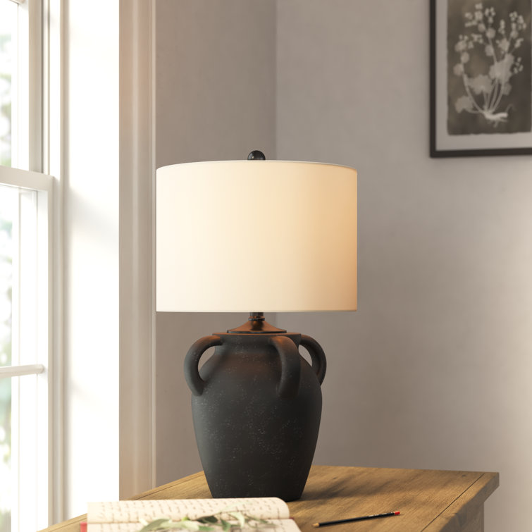 Cian Ceramic Table Lamp - Chic Decora