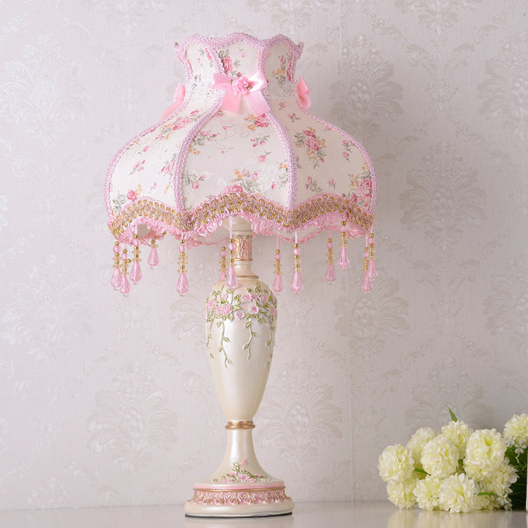 Eulus Resin Table Lamp - Chic Decora