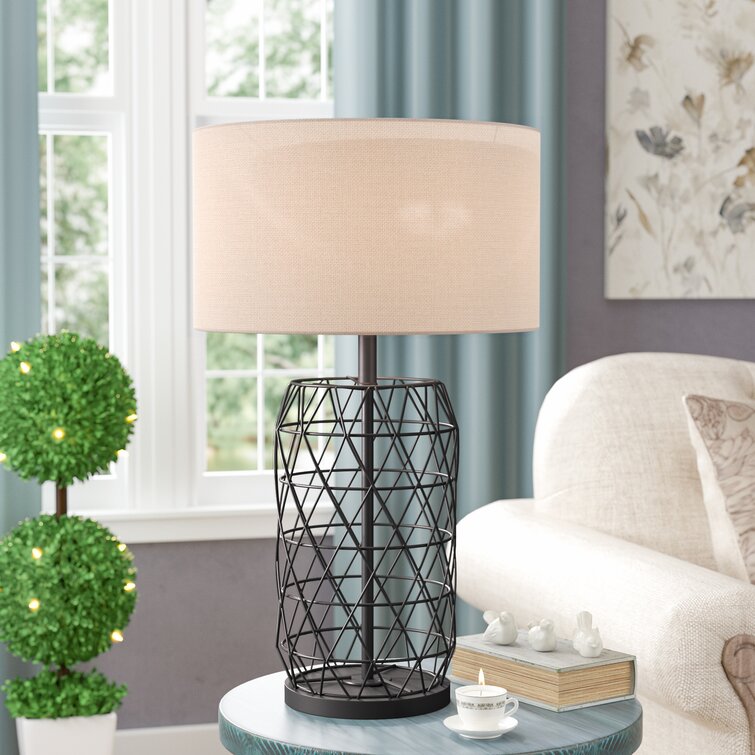 Ewalt Metal Lamp - Chic Decora