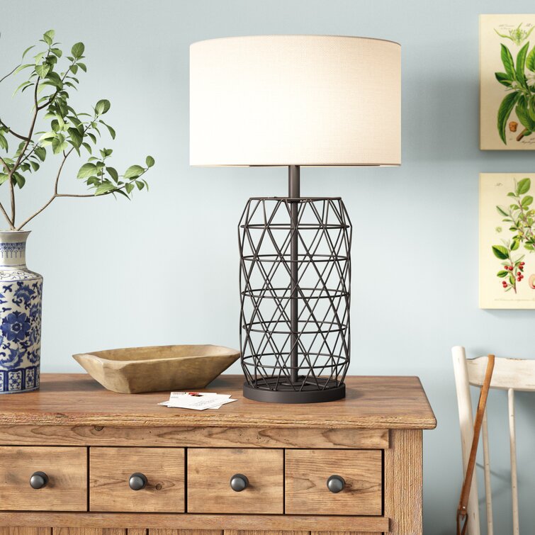 Ewalt Metal Lamp - Chic Decora