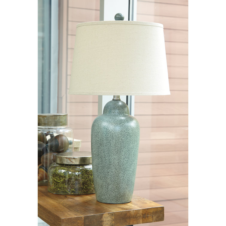 Vigue Metal Table Lamp - Chic Decora