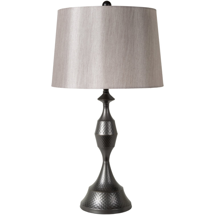 Garak Metal Table Lamp - Chic Decora