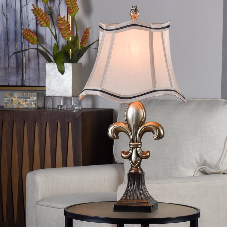 Pariaman Metal Desk Lamp - Chic Decora