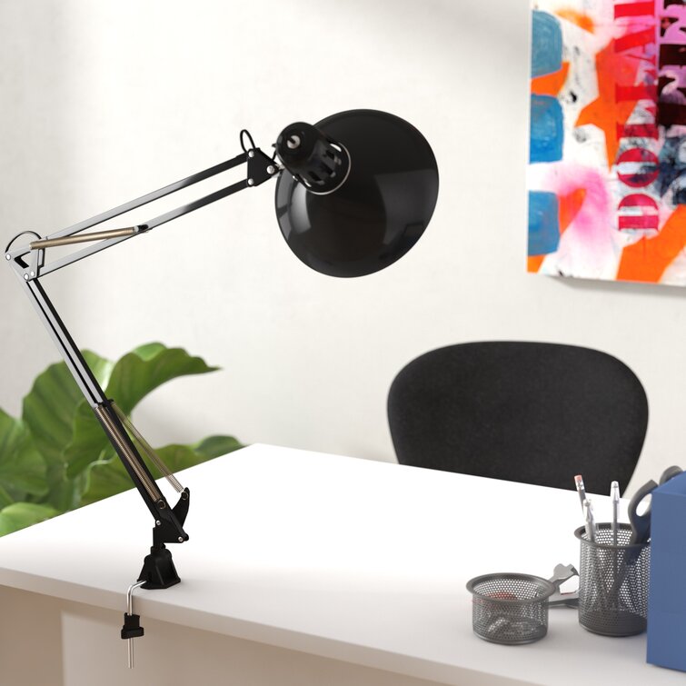 Truex Metal Table Lamp - Chic Decora