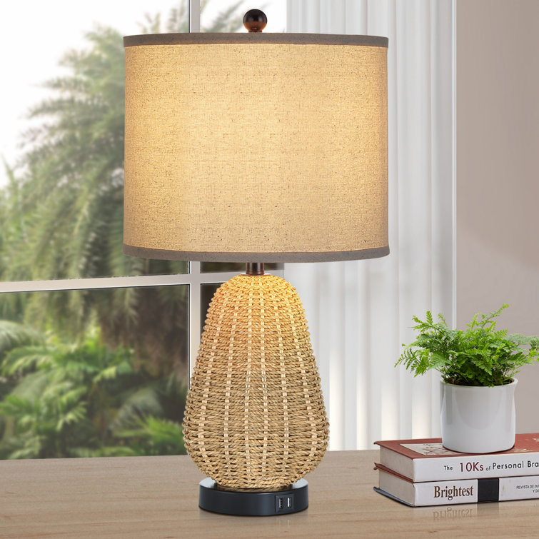 Otero Metal Table Lamp - Chic Decora