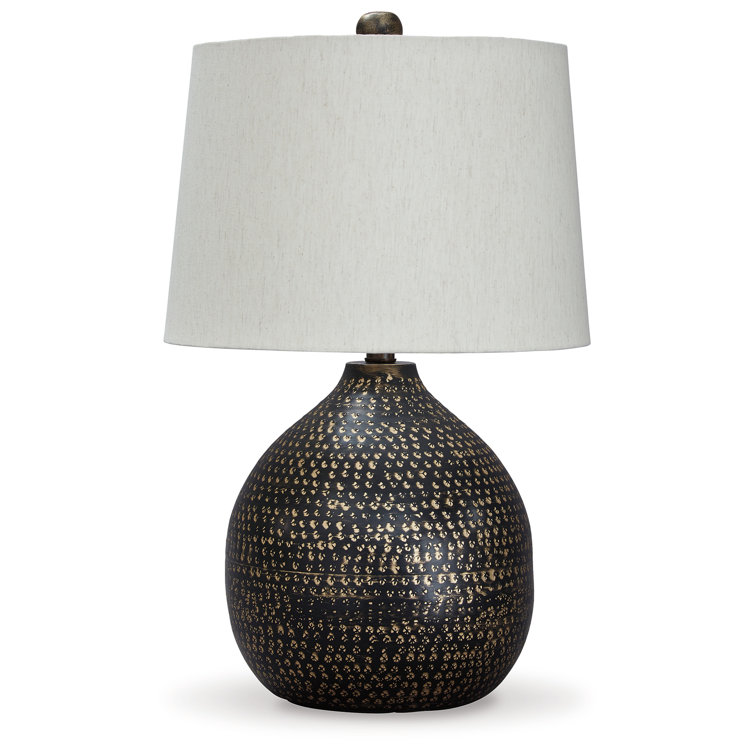 Simms Metal Table Lamp - Chic Decora