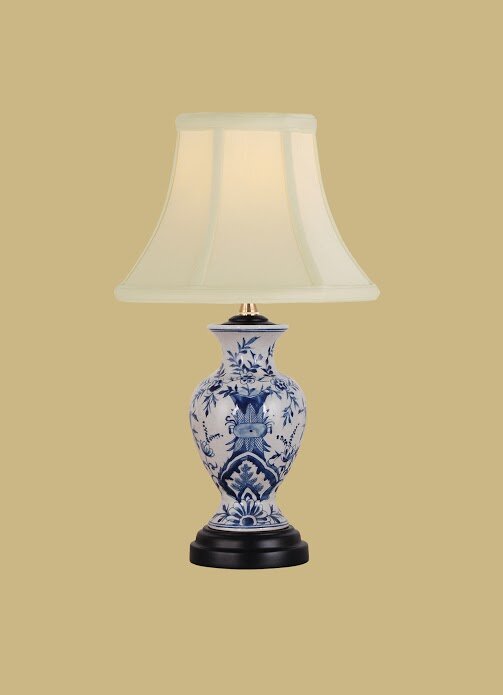 Sizemore Porcelain Table Lamp - Chic Decora