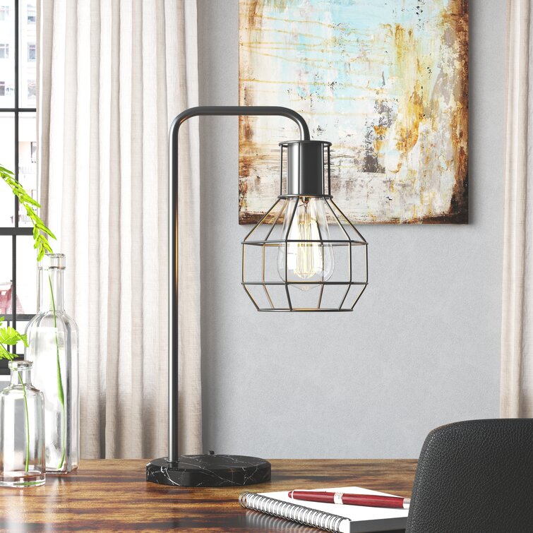 Gracieleigh Metal Table Lamp - Chic Decora