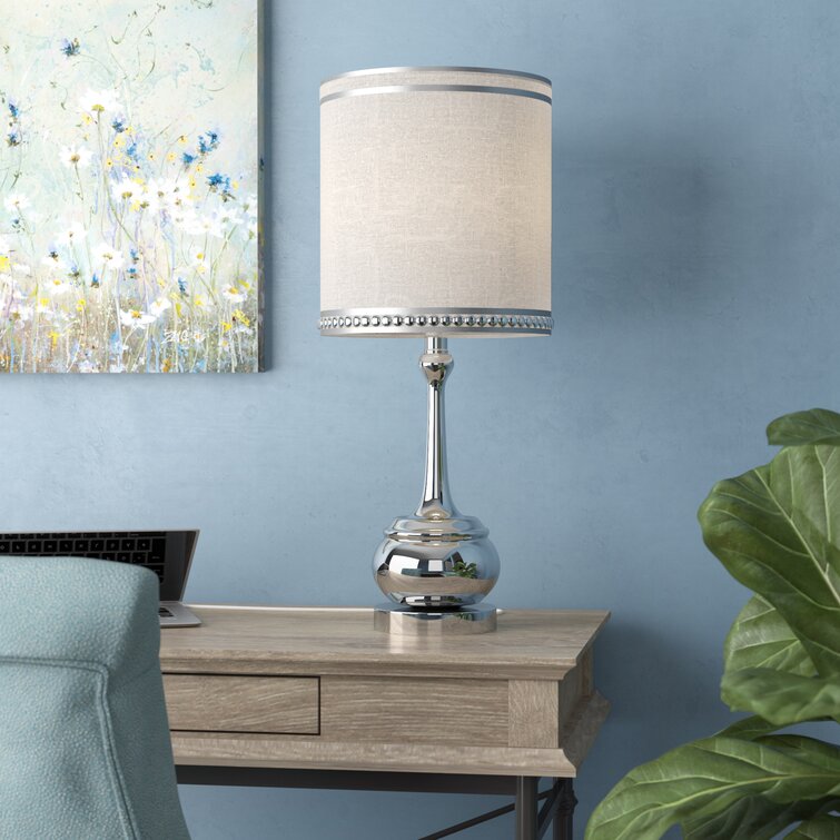 Wallin Metal Table Lamp - Chic Decora