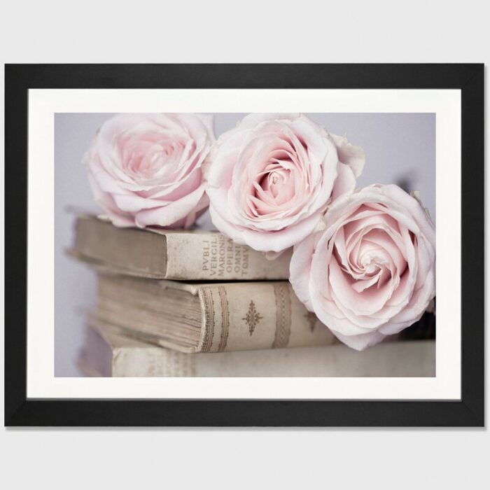 ” Vintage Roses ” by Symposium Design - Chic Decora