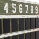 ” Wooden Scoreboard “ - Chic Decora