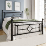 Venice Metal Platform Bed - Chic Decora