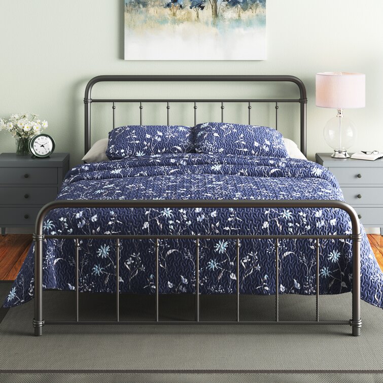 Aldiana Metal Spindle Bed - Chic Decora