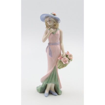 Aashman Figurines & Sculptures - Chic Decora