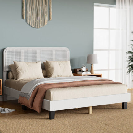 Altrice Wood Bed - Chic Decora