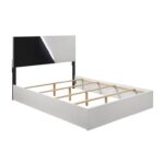 Alyisa Standard Bed - Chic Decora