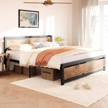 Altoona Metal Platform Bed - Chic Decora