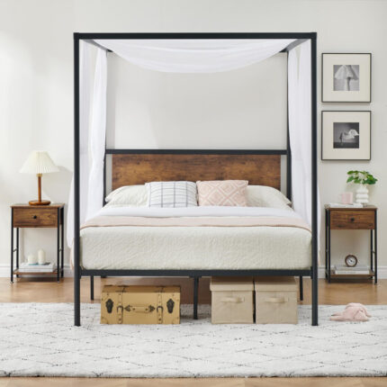 Canopy Bed - Chic Decora