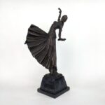 Coopertown Handmade People Statue - Chic Decora