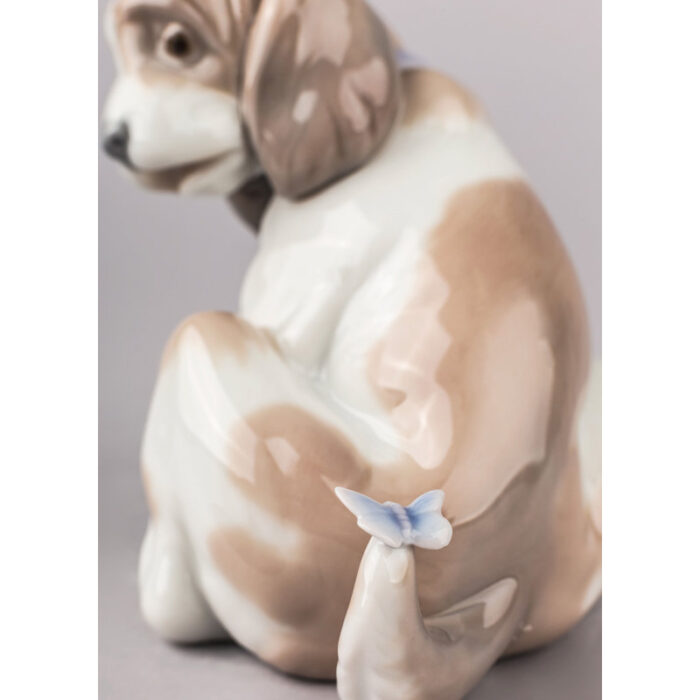 Gentle Surprise Dog Figurine - Chic Decora