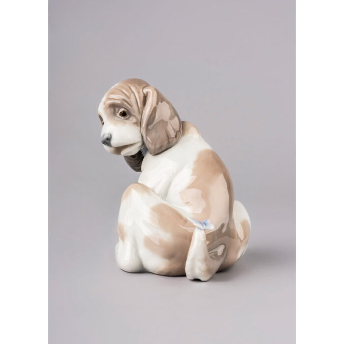 Gentle Surprise Dog Figurine - Chic Decora