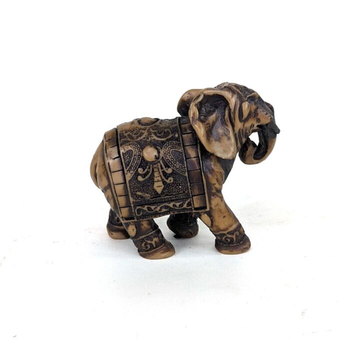 Handmade Animals Figurines & Sculptures - Chic Decora