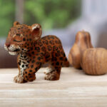 Handmade Figurines & Sculptures - Chic Decora