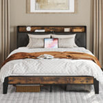 Havin Metal Platform Bed - Chic Decora