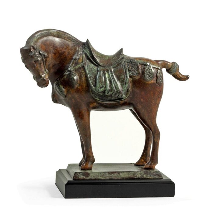 Lasher Animals Figurines & Sculptures - Chic Decora